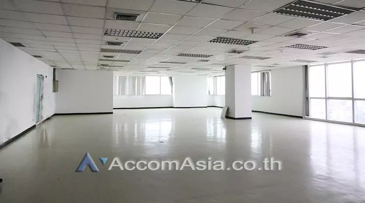  1  Office Space For Rent in Phaholyothin ,Bangkok MRT Phahon Yothin at TP & T Building AA14315